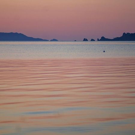 L'Almanarre Διαμέρισμα Ιέρ Εξωτερικό φωτογραφία